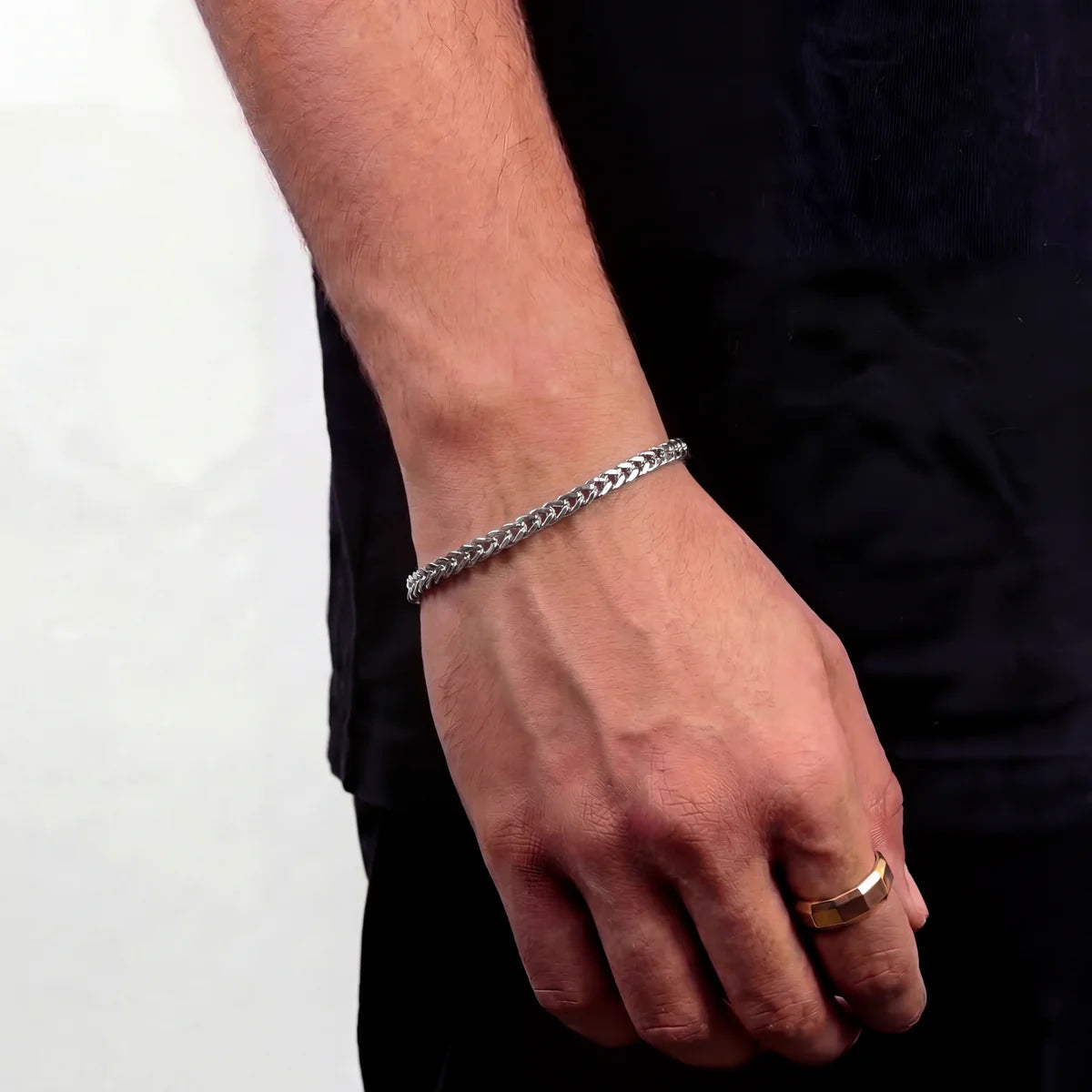 Silver Foxtail Chain Bracelet – Sleek Everyday Wear | GOYAH